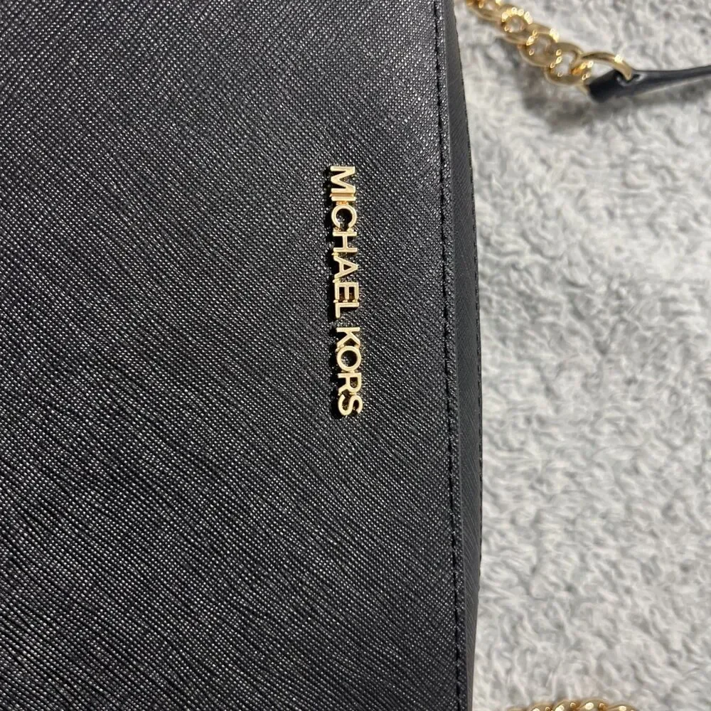 Michael Kors Saffiano leather black Crossbody bag